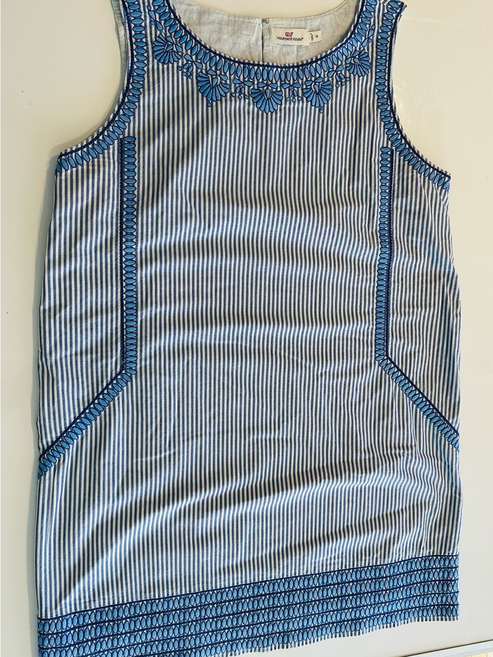Vineyard Vines Dress Womens Sz 14 Blue Striped Shift Sleeveless Embroidered Trim